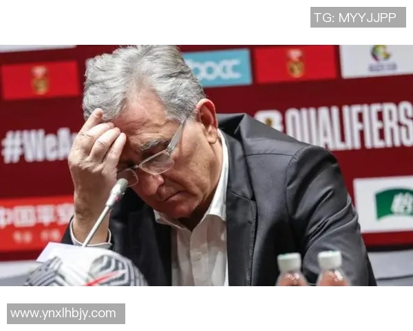 足球明星家中遭遇强盗袭击警方迅速介入展开调查保护明星安全工作刻不容缓