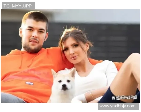 德国足球明星的女友们：她们的爱情故事与生活揭秘