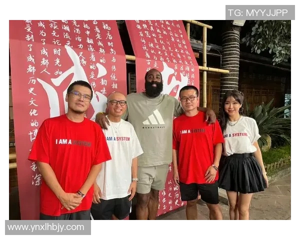 寻找与篮球明星合影的精彩瞬间分享你的篮球梦想与偶像的亲密接触 寻找与篮球明星合影的精彩瞬间分享你的篮球梦想与偶像的亲密接触
